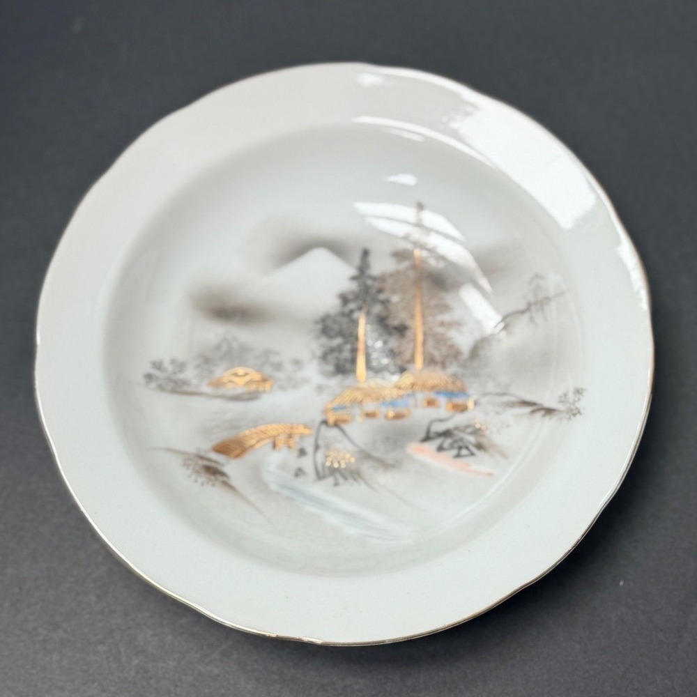 Vintage Japanese Porcelain Painted Plate Winter Landscape Gold Gilt‎ Highlights